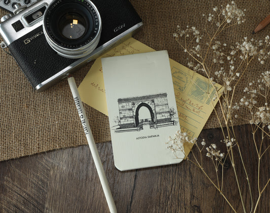 Astodia Darwaja White notepad